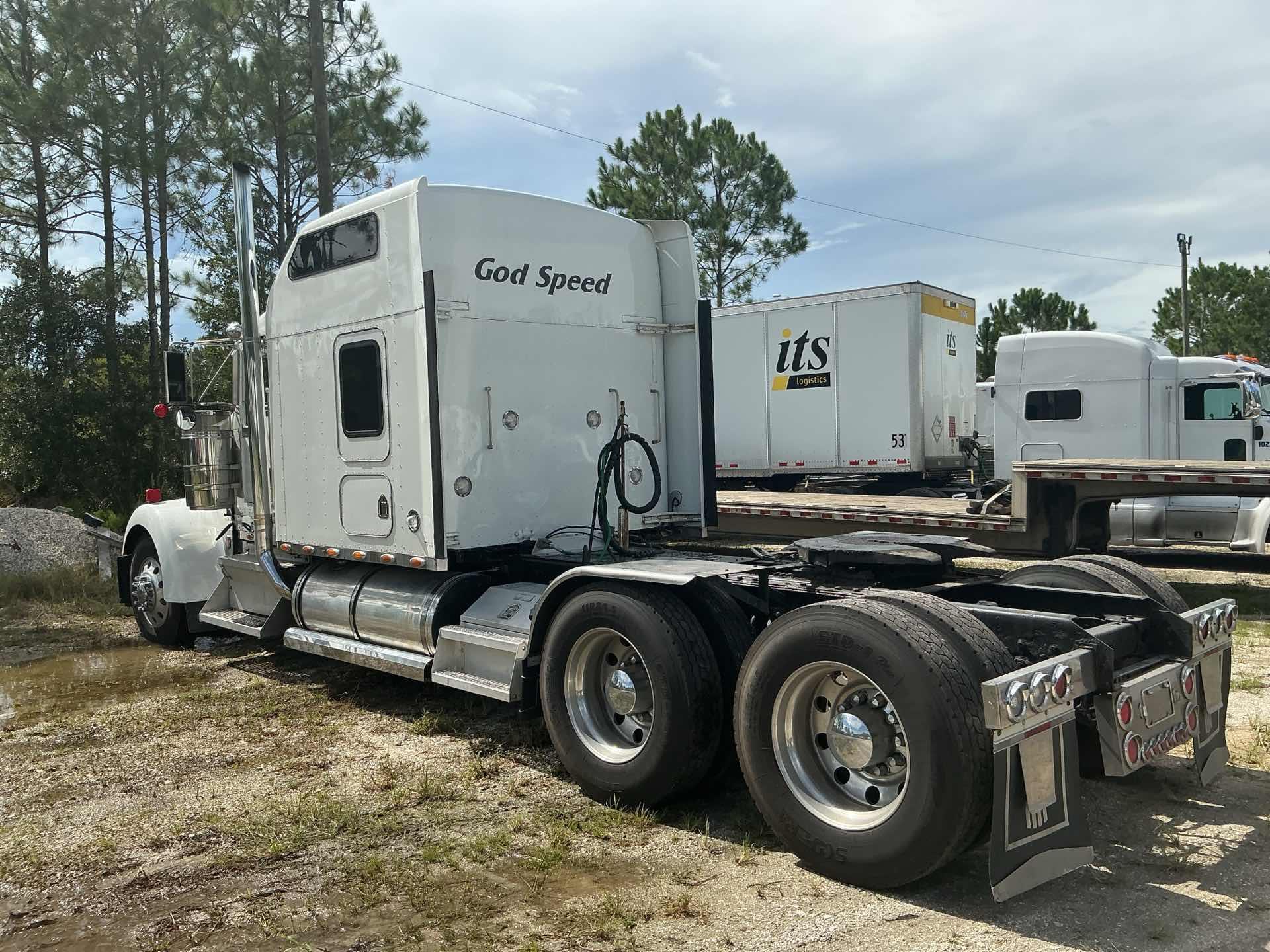 2002 Kenworth W900L
