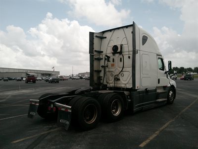 2022 Freightliner Cascadia