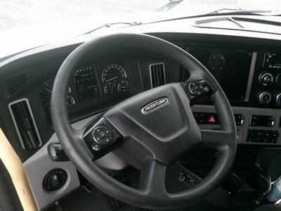 2022 Freightliner Cascadia