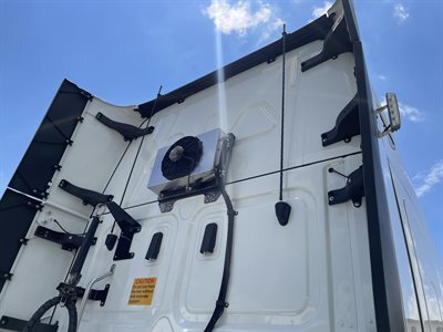 2022 Freightliner Cascadia