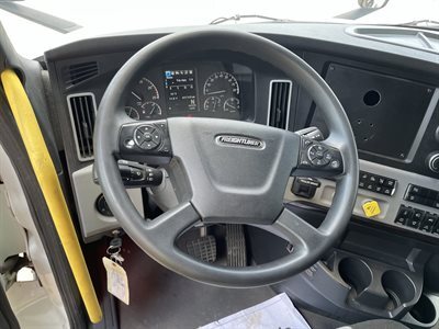 2022 Freightliner Cascadia