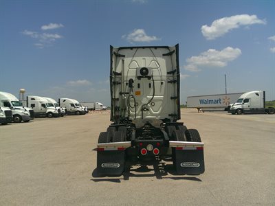 2022 Freightliner Cascadia