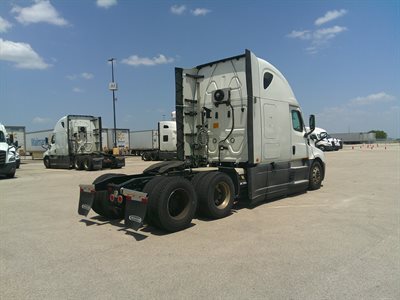 2022 Freightliner Cascadia