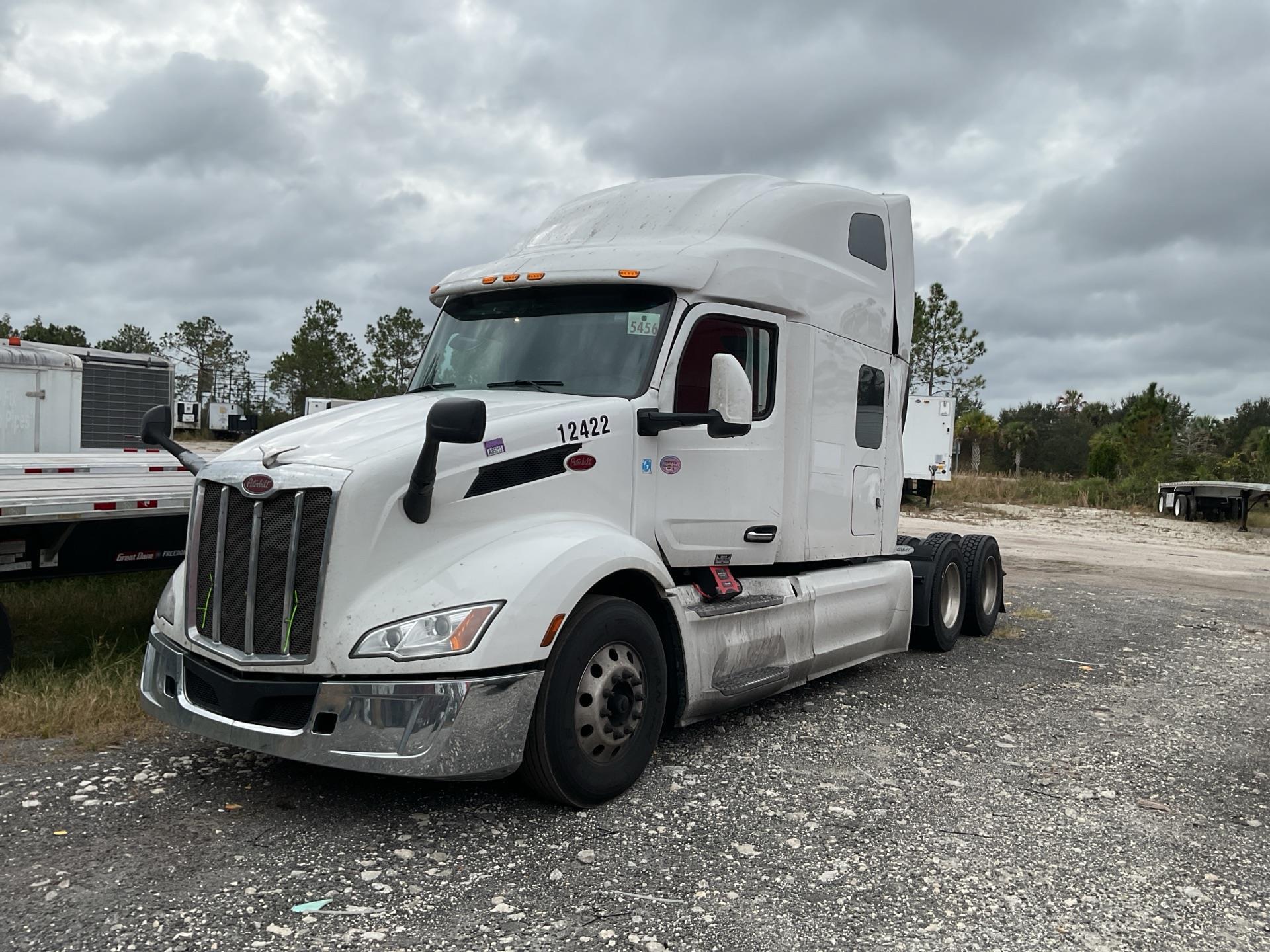 2023 Peterbilt 579