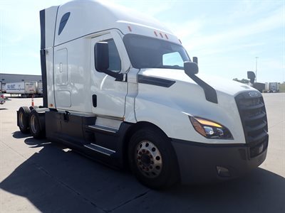 2022 Freightliner Cascadia
