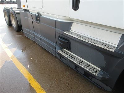2023 Freightliner Cascadia