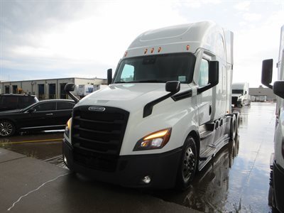 2023 Freightliner Cascadia