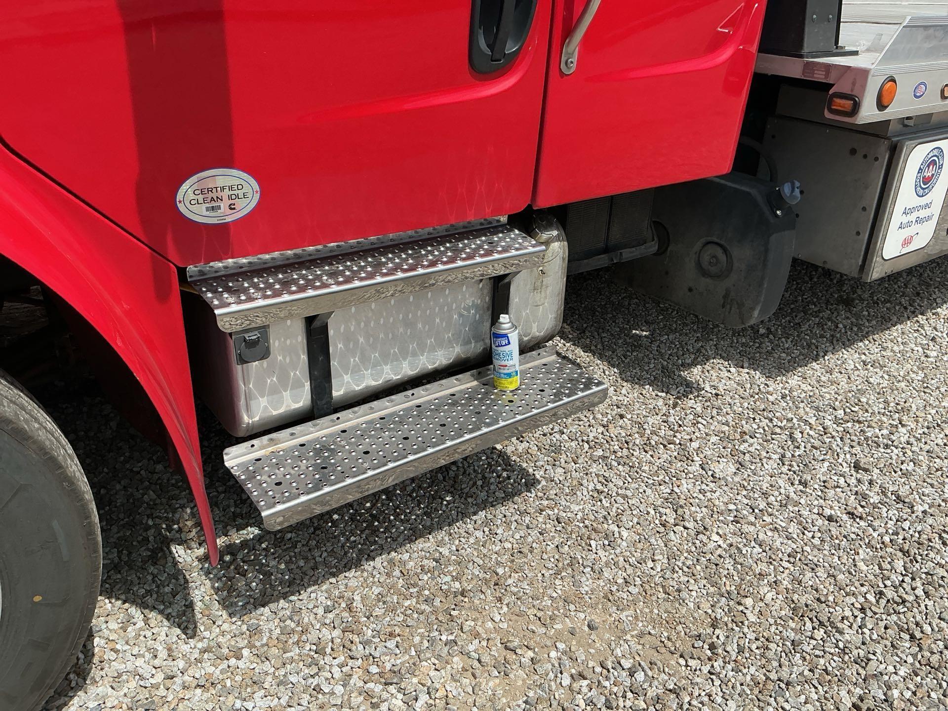 2023 Freightliner BUSINESS CLASS M2 106