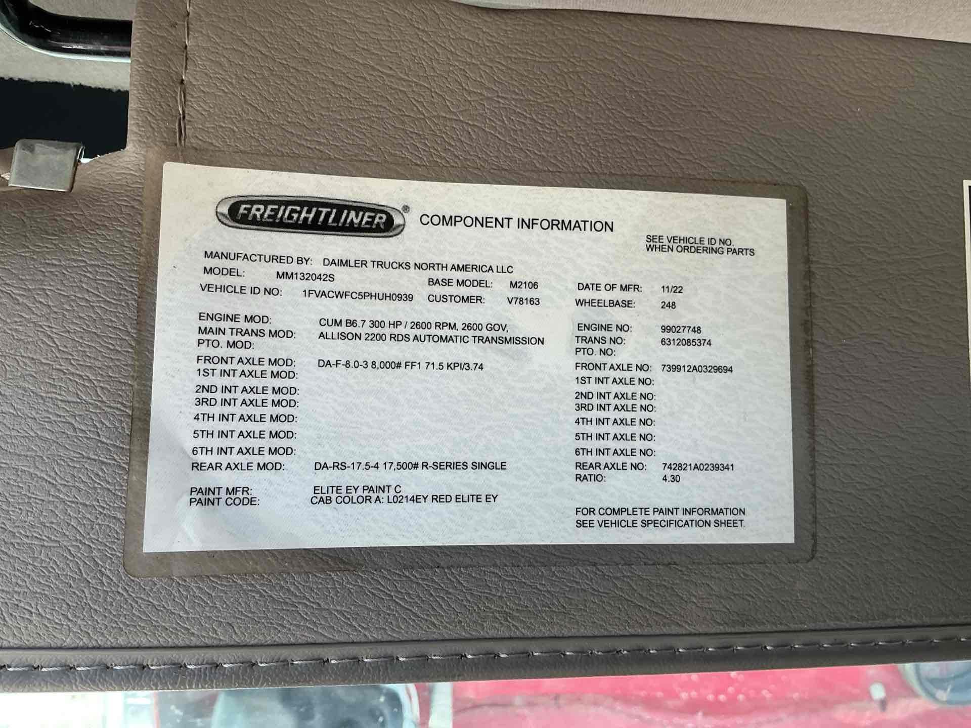 2023 Freightliner BUSINESS CLASS M2 106