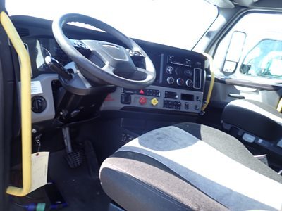 2022 Freightliner Cascadia