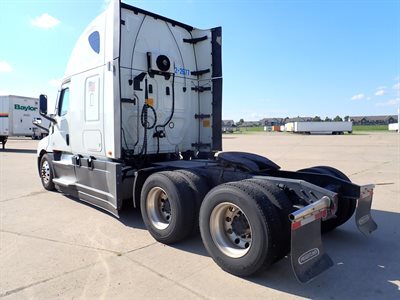 2022 Freightliner Cascadia