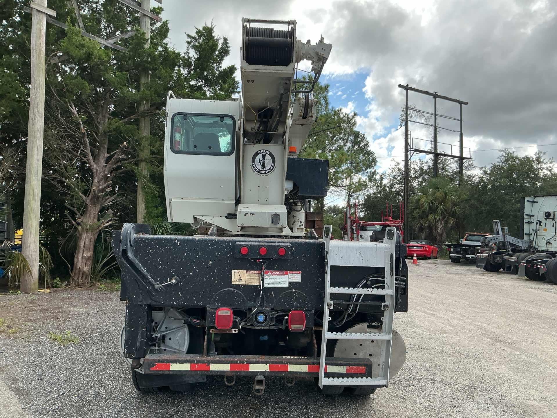 2014 Peterbilt 365