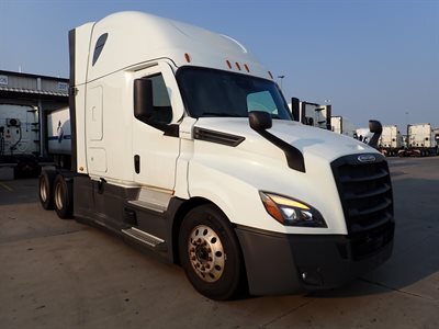 2022 Freightliner Cascadia 126
