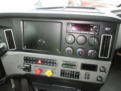 2023 Freightliner CASCADIA 126