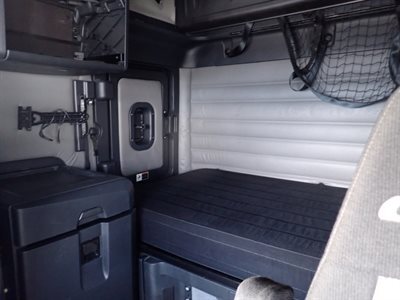 2022 Freightliner Cascadia 126