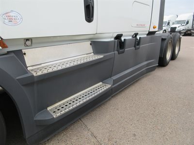 2023 Freightliner Cascadia