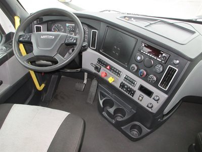 2023 Freightliner Cascadia
