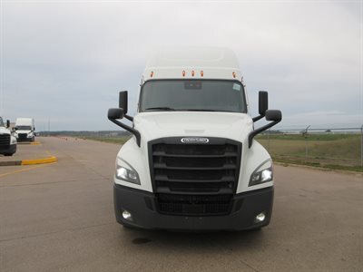 2023 Freightliner Cascadia 126