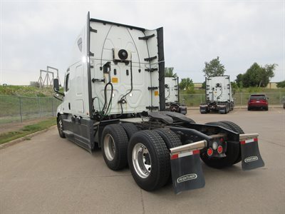 2023 Freightliner Cascadia