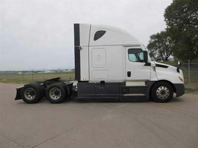 2023 Freightliner Cascadia