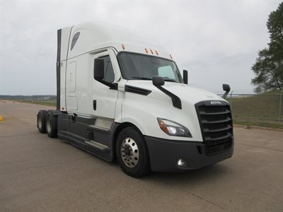 2023 Freightliner Cascadia 126