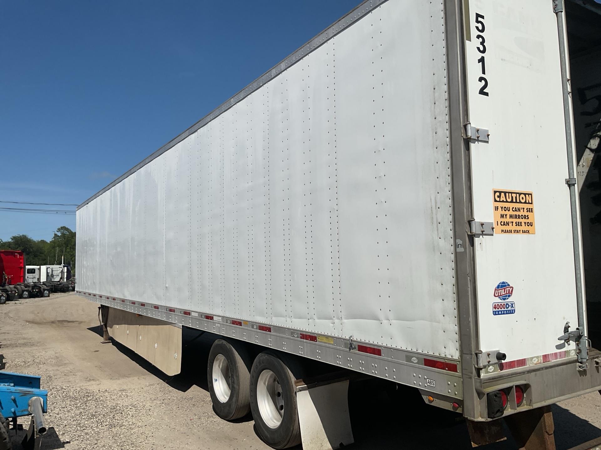 2014 Utility 4000DX