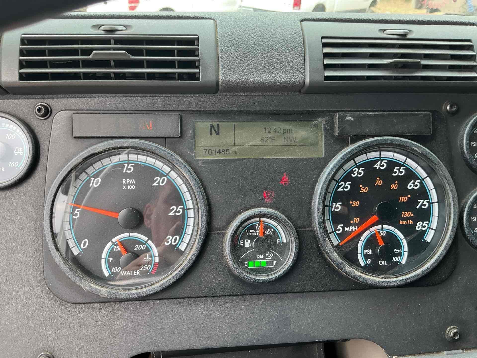 2017 Freightliner Cascadia 125