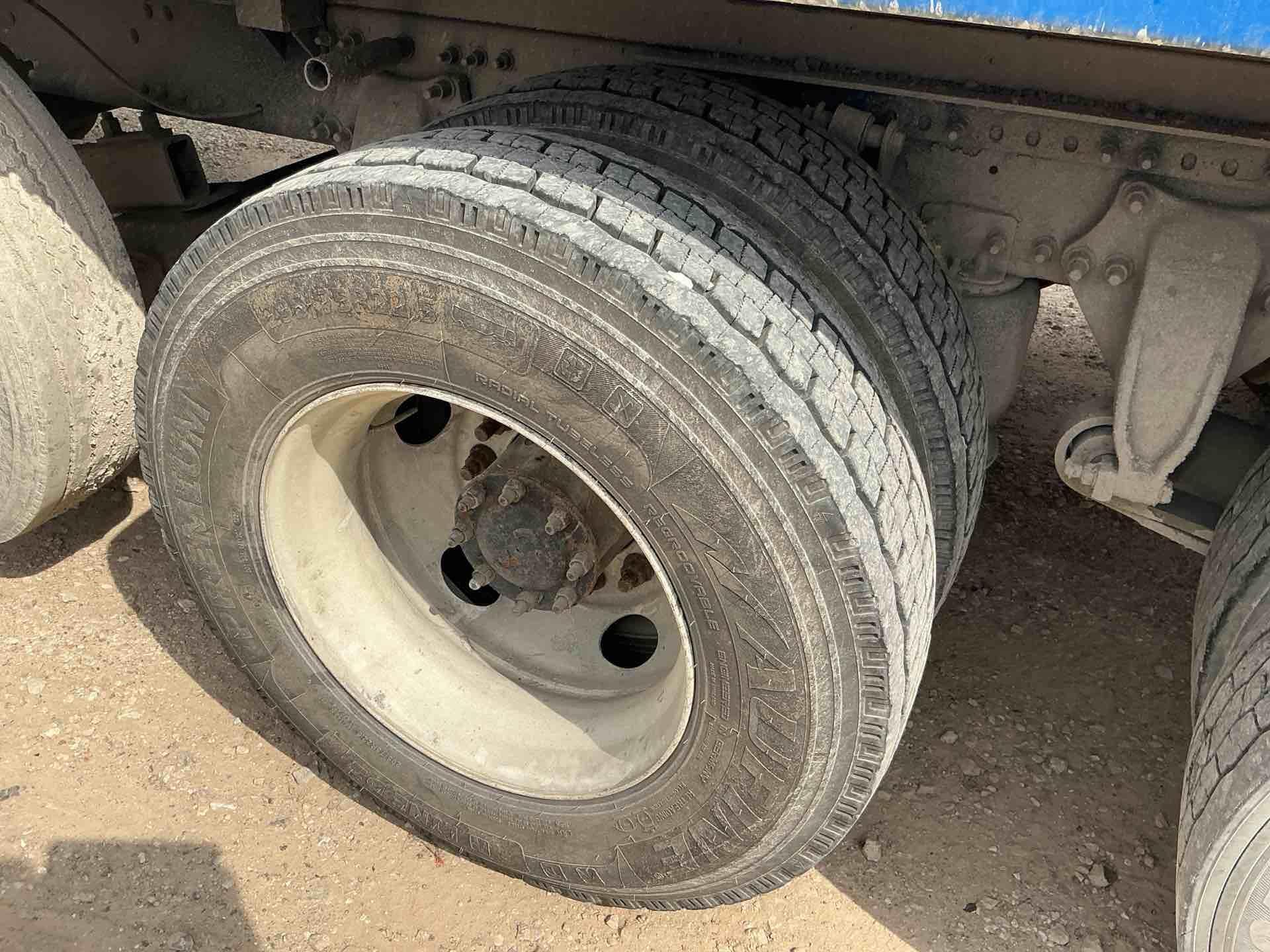 2017 Freightliner Cascadia 125