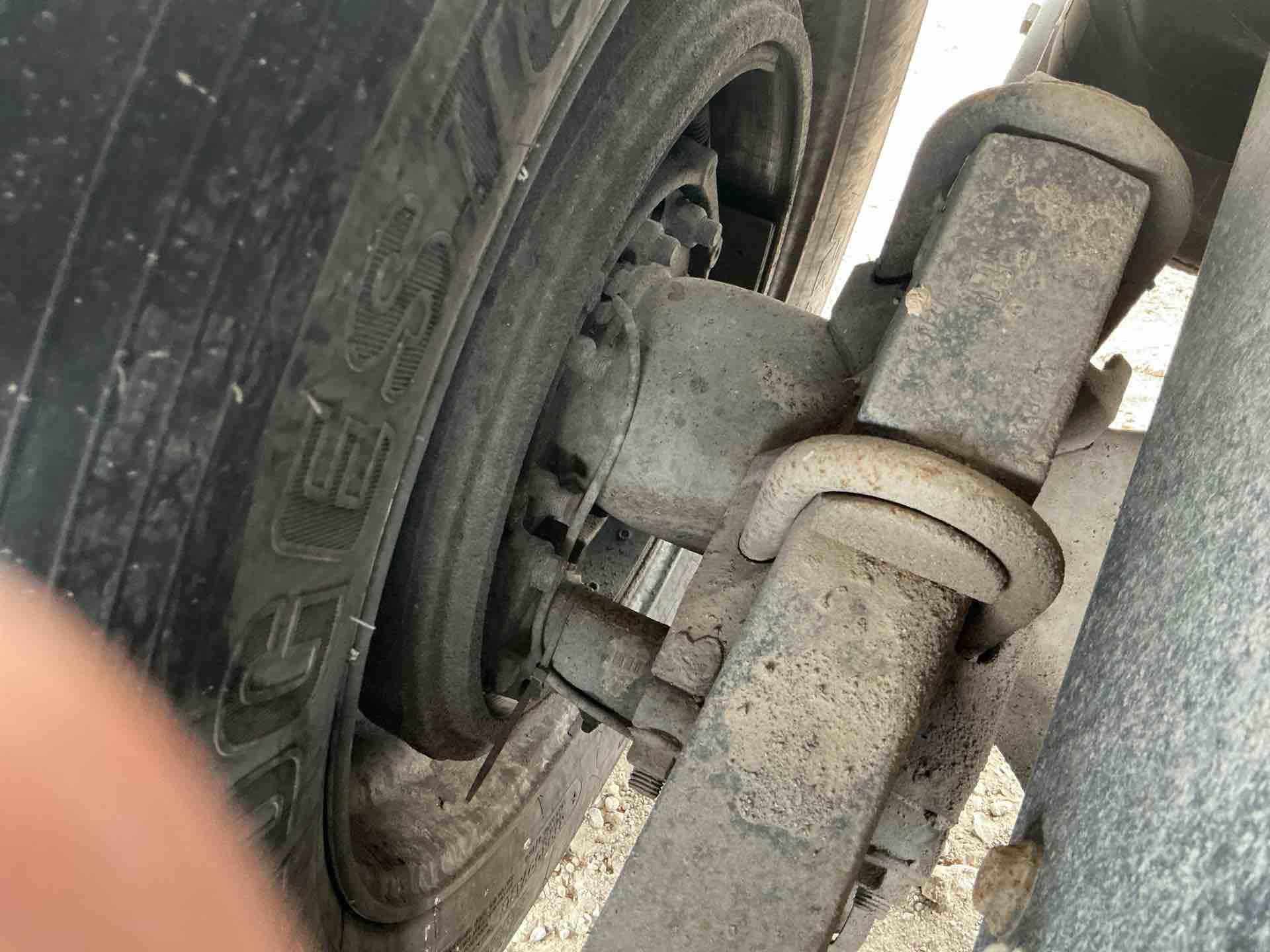 2014 Mack GU713