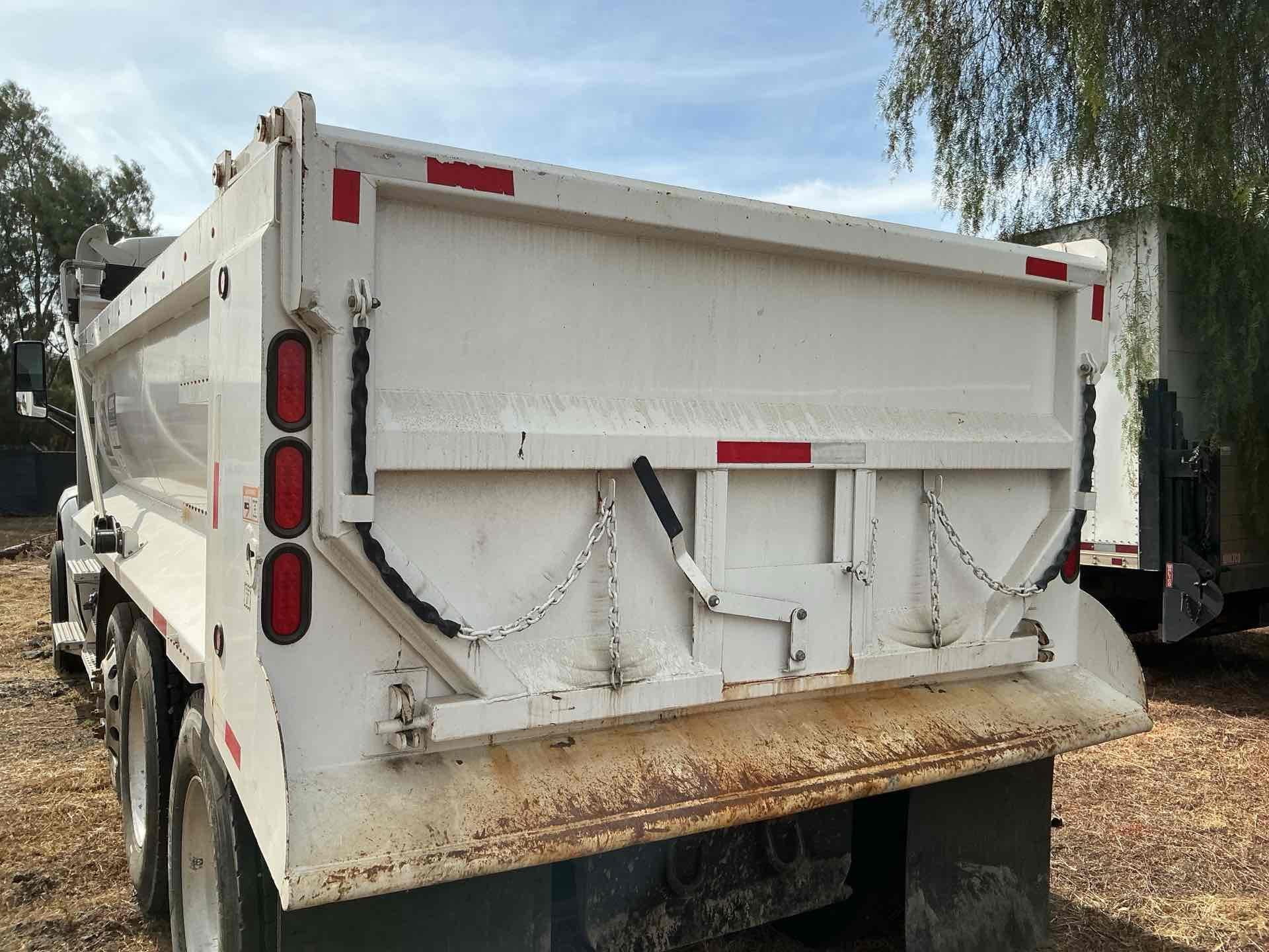 2016 Peterbilt 579