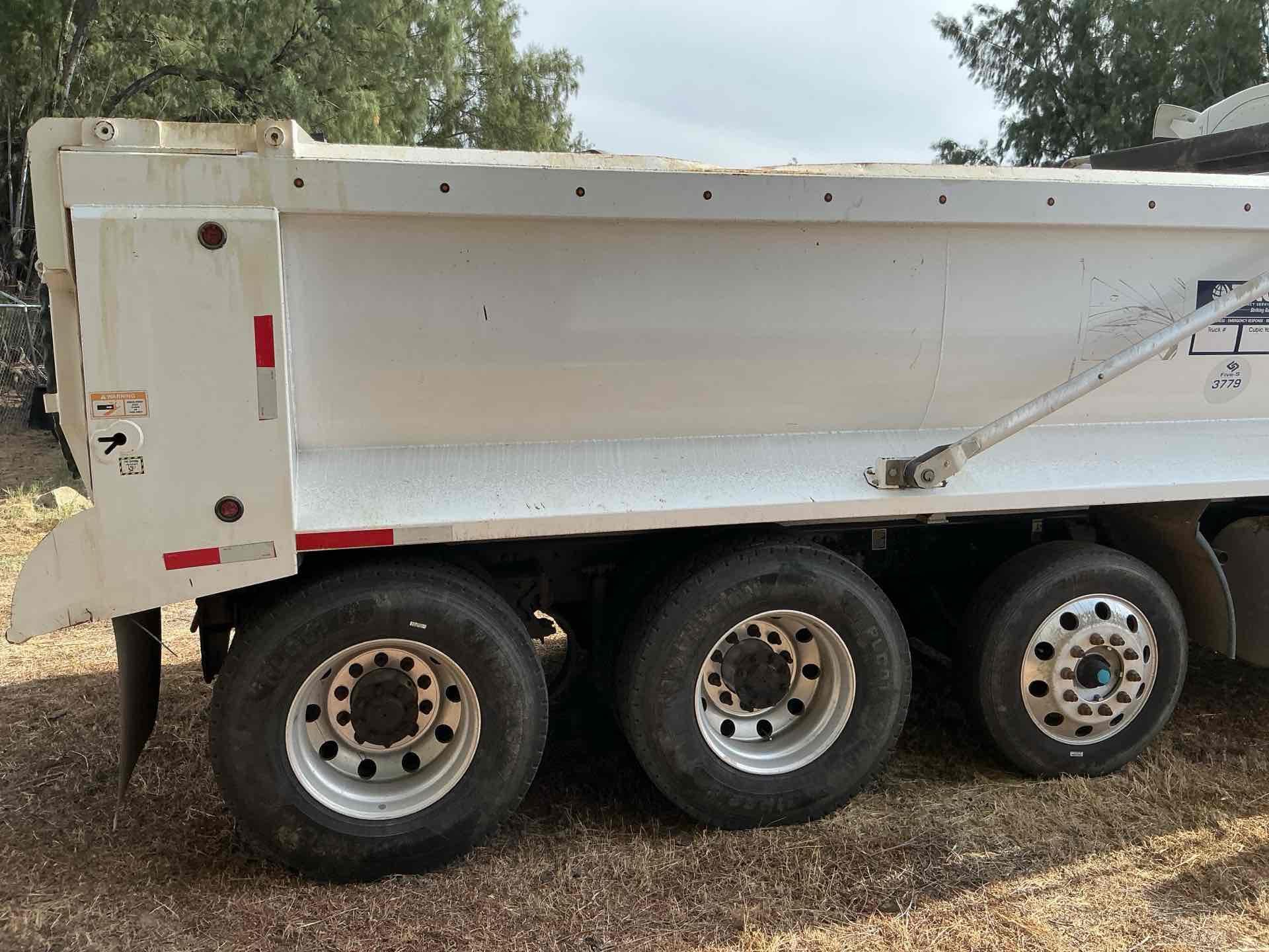 2016 Peterbilt 579