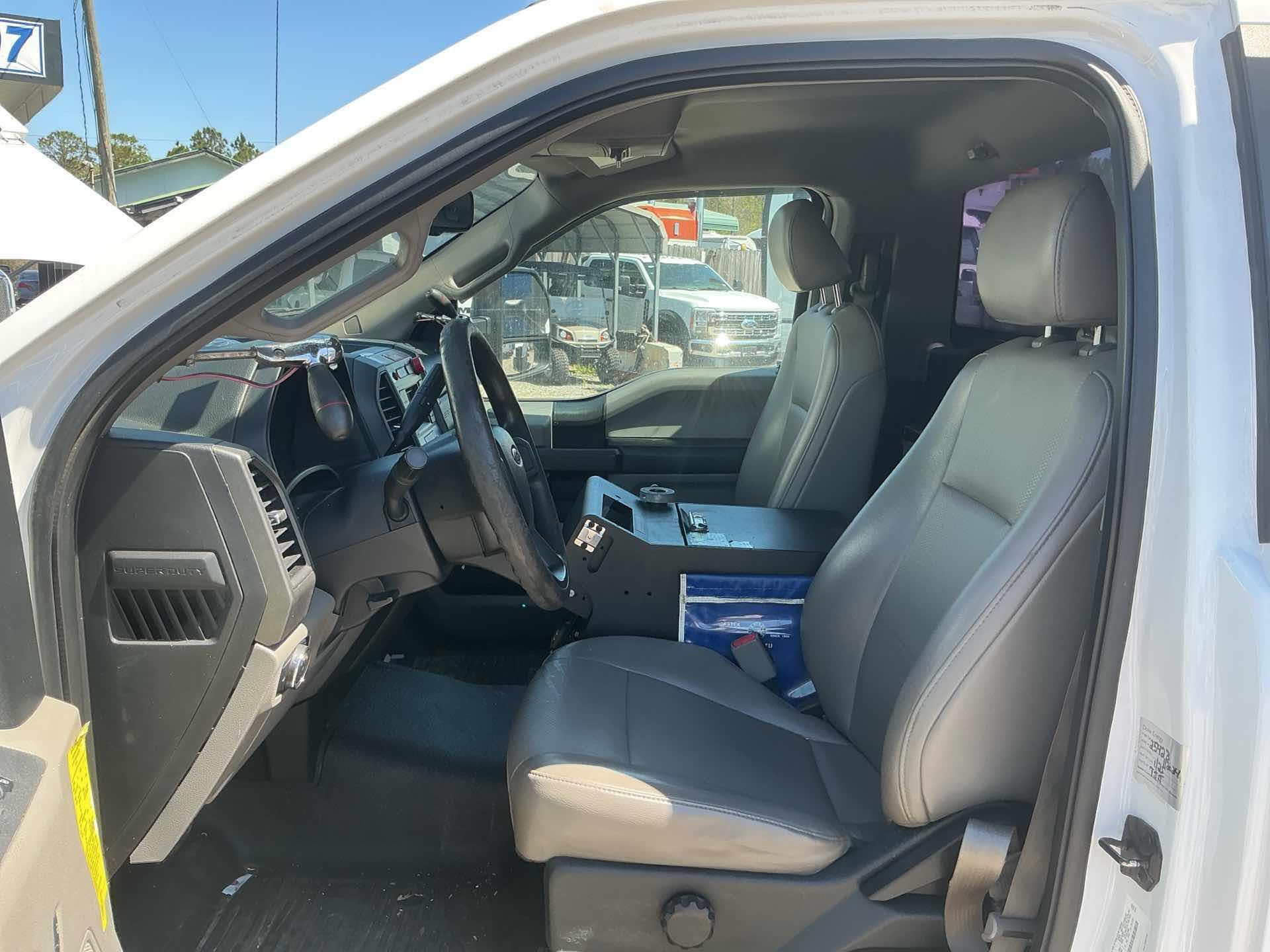 2017 Ford F550