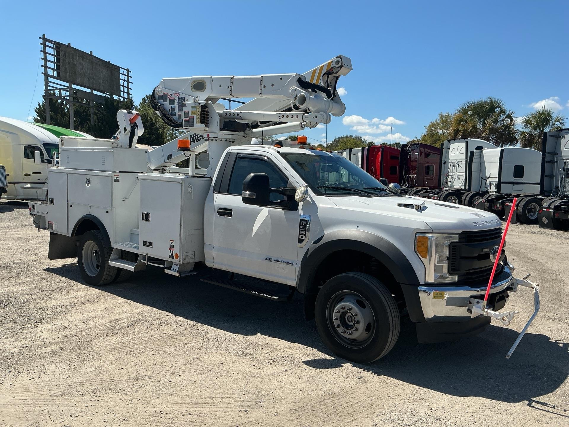 2017 Ford F550