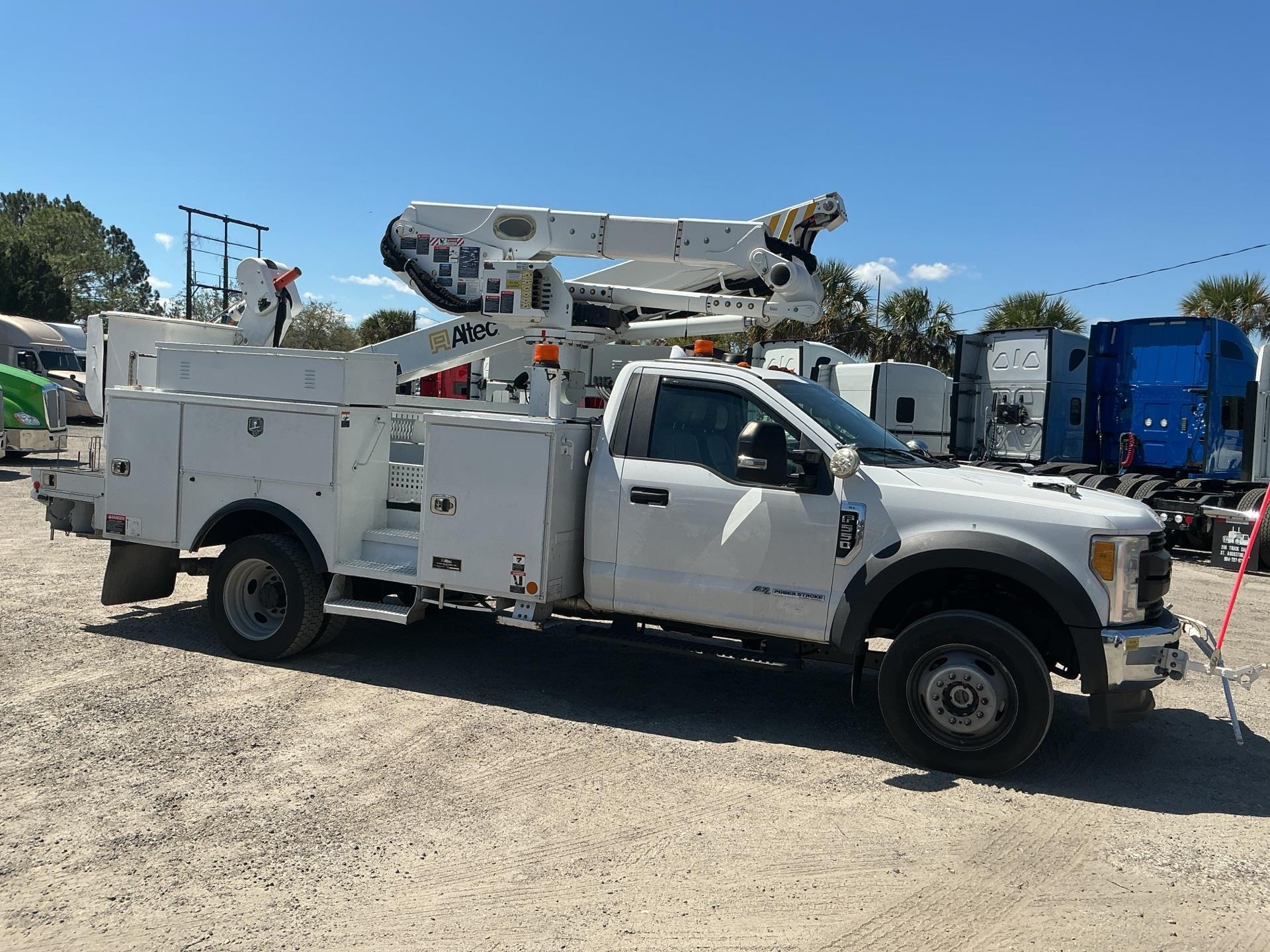 2017 Ford F550