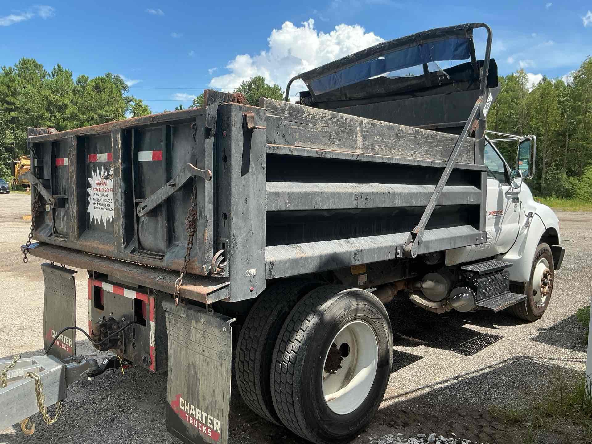 2015 Ford F750
