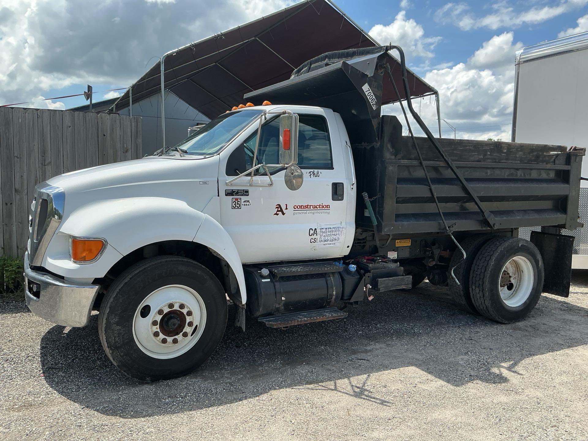 2015 Ford F750