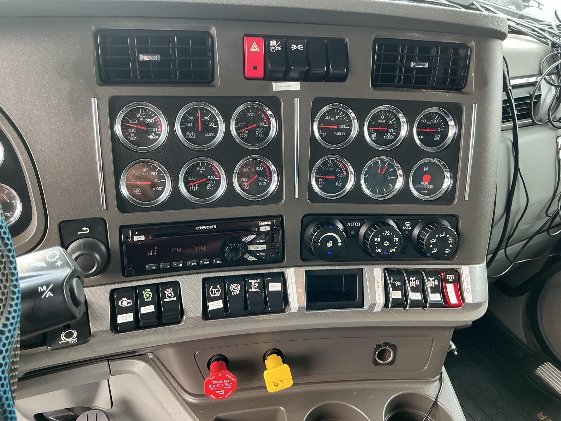 2018 Kenworth T880