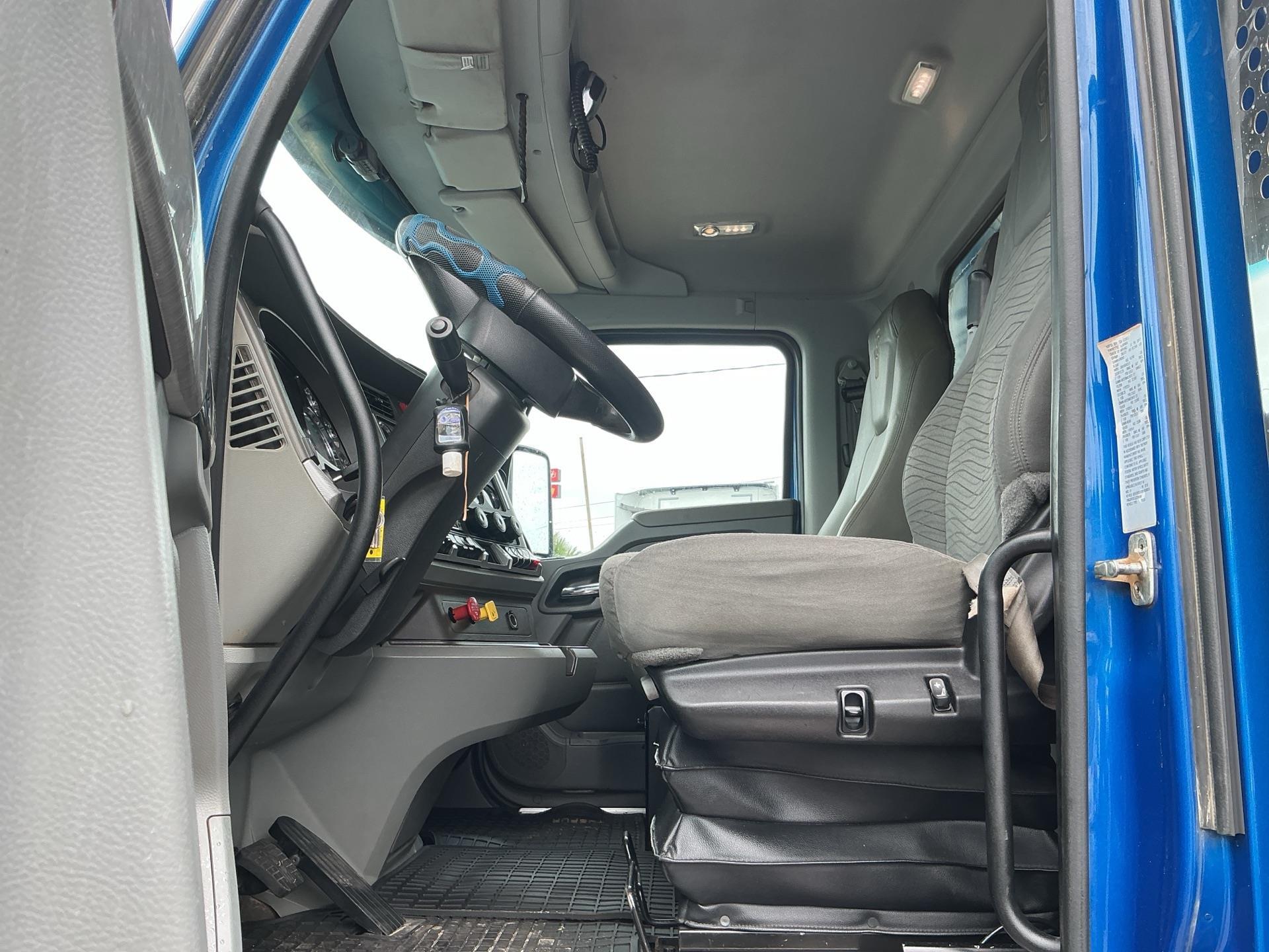 2018 Kenworth T880
