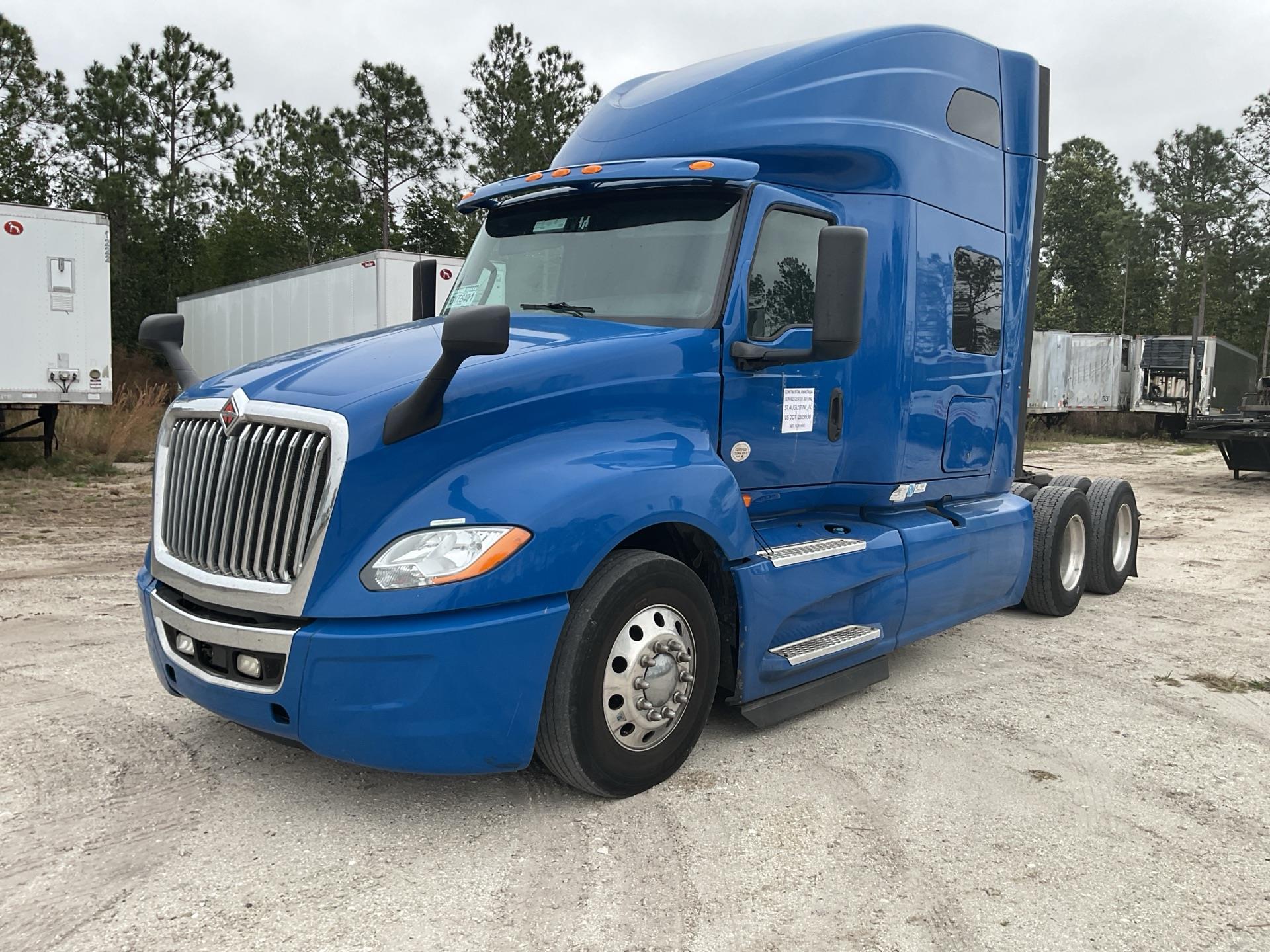 2019 International LT625