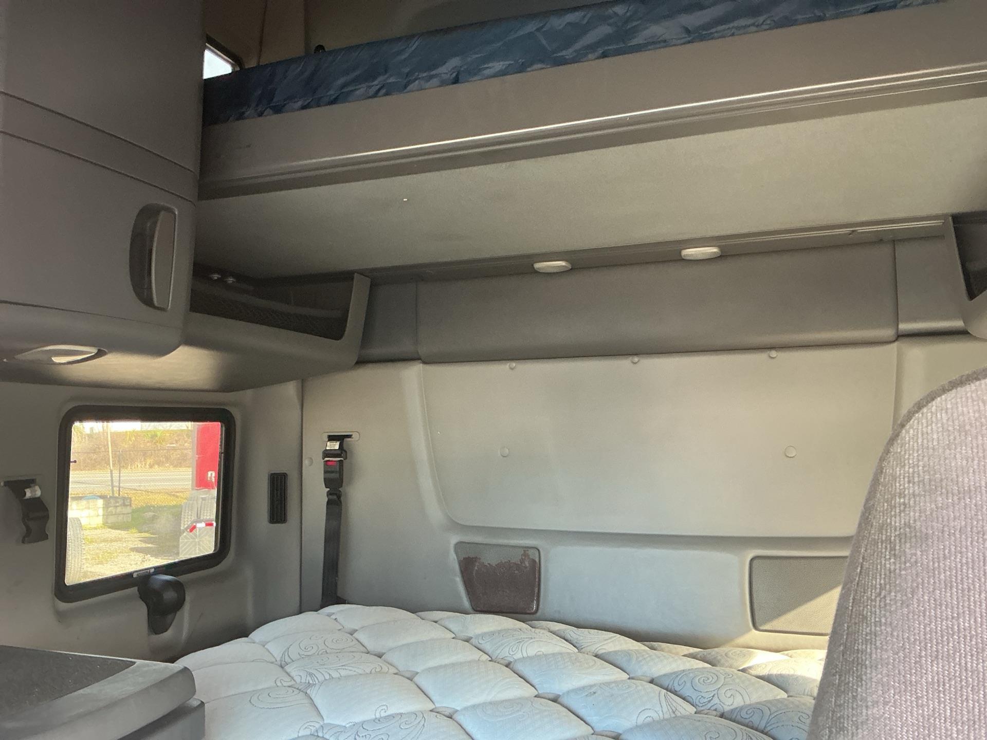 2019 International LT625