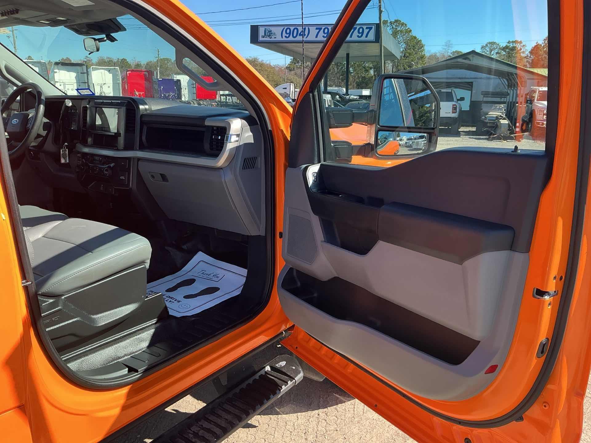 2024 Ford F550