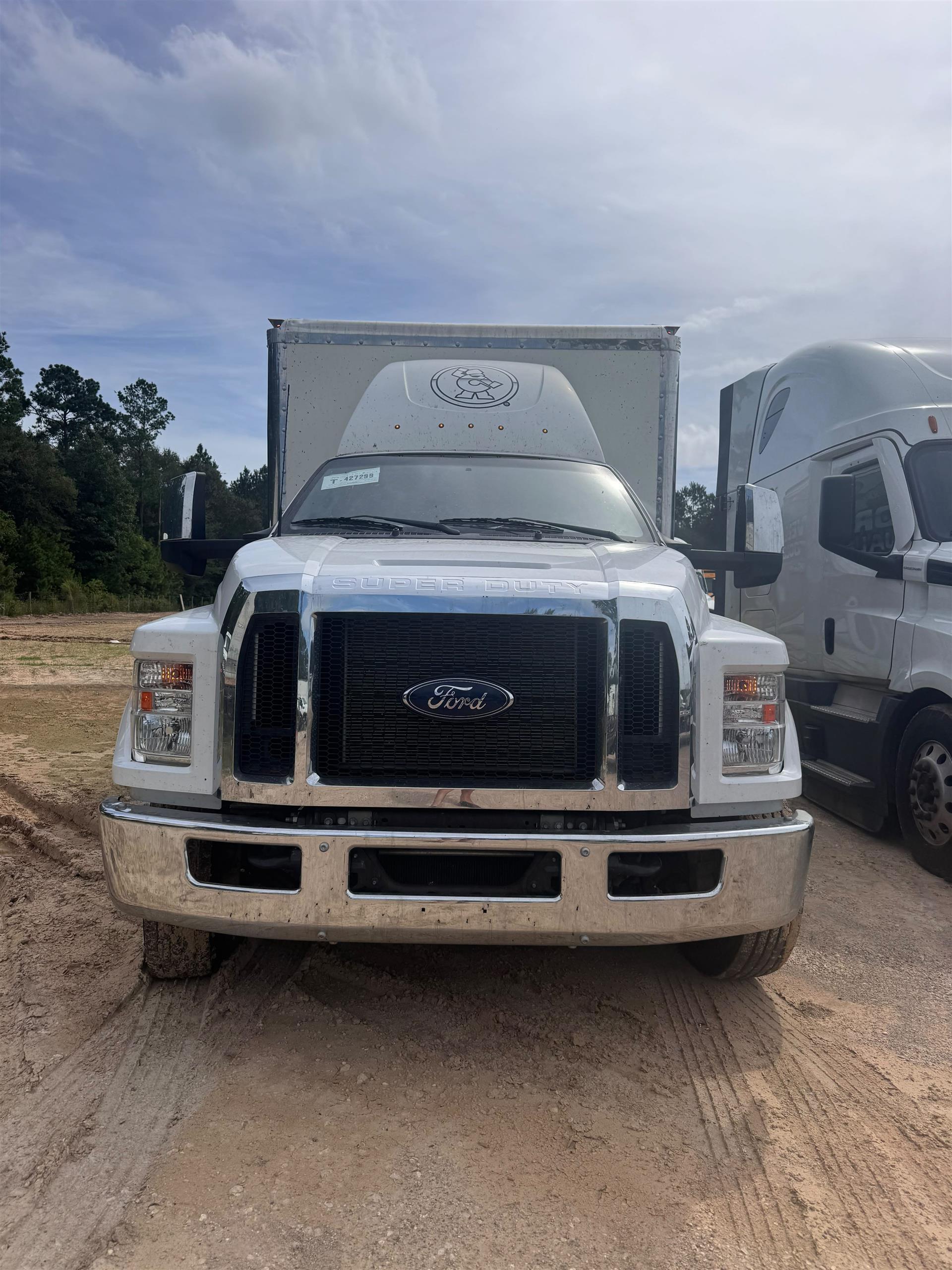 2022 Ford F650