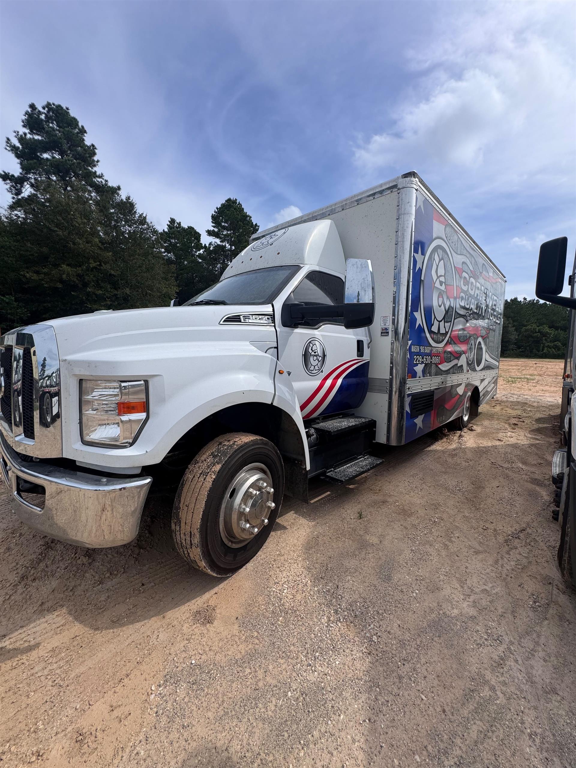 2022 Ford F650