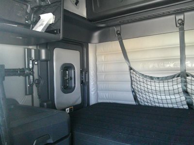 2022 Freightliner Cascadia 126