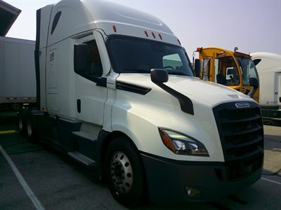2022 Freightliner Cascadia 126