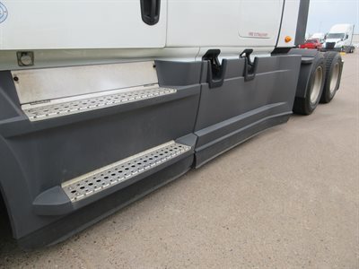 2023 Freightliner Cascadia