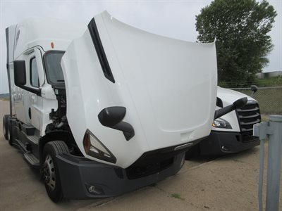 2023 Freightliner Cascadia