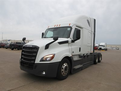 2023 Freightliner Cascadia