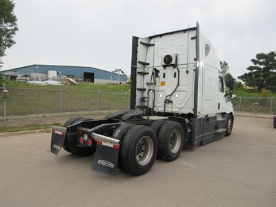 2023 Freightliner Cascadia