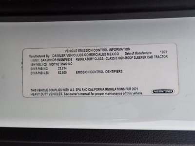 2022 Freightliner Cascadia 126